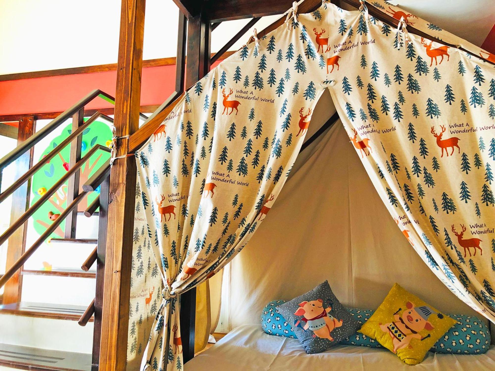 Yoho Beach Resort Kenting Heng-ch'un Exteriér fotografie A tent bed